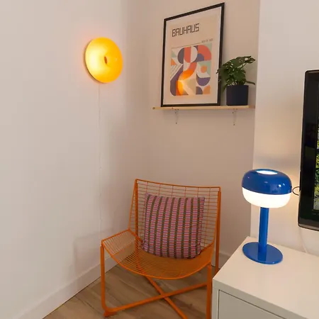 Con Terraza En Pleno Centro - Mar De Ardora * Portonovo