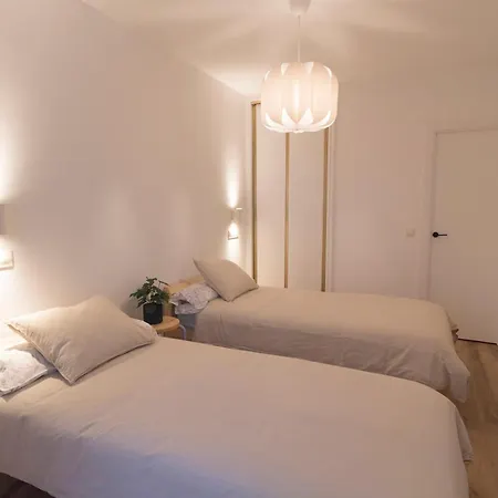 Con Terraza En Pleno Centro - Mar De Ardora Portonovo