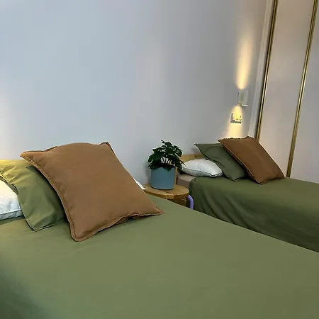 Apartamento Con Terraza En Pleno Centro - Mar De Ardora *