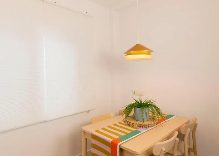 Con Terraza En Pleno Centro - Mar De Ardora *